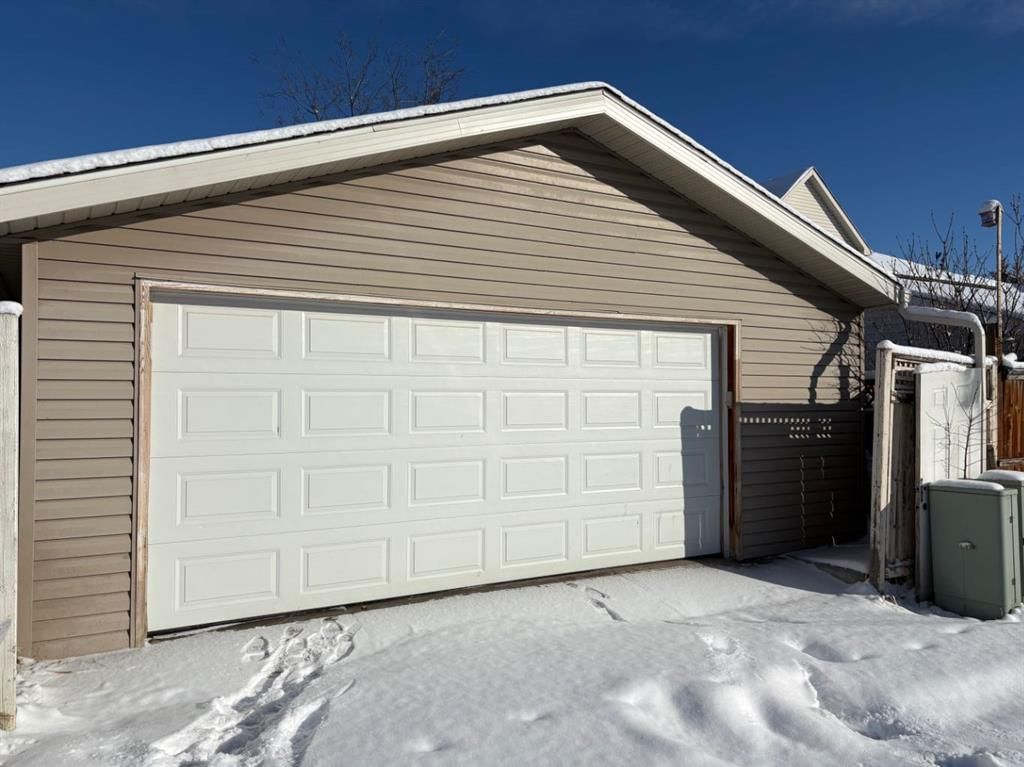 136 Chaparral Ridge Circle SE, Calgary — photo 3 of 39