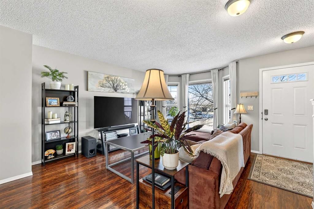 88 Cramond Green SE, Calgary — photo 3 of 35