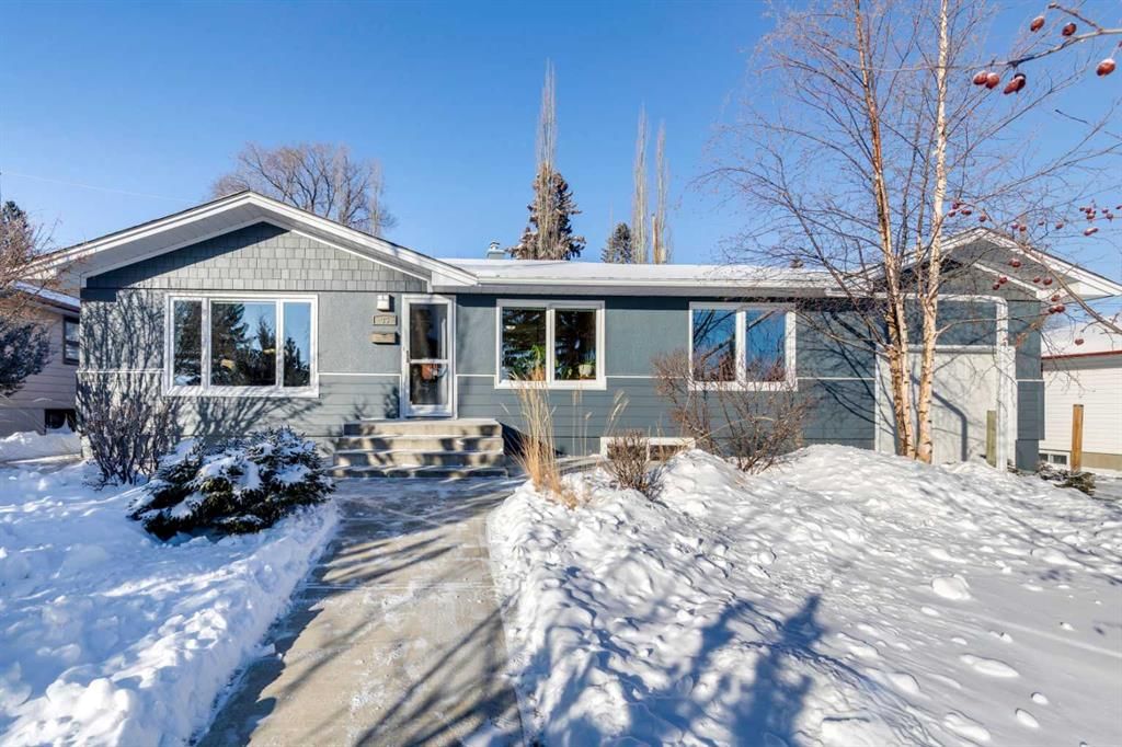 35 45 Street SW, Calgary — main listing photo