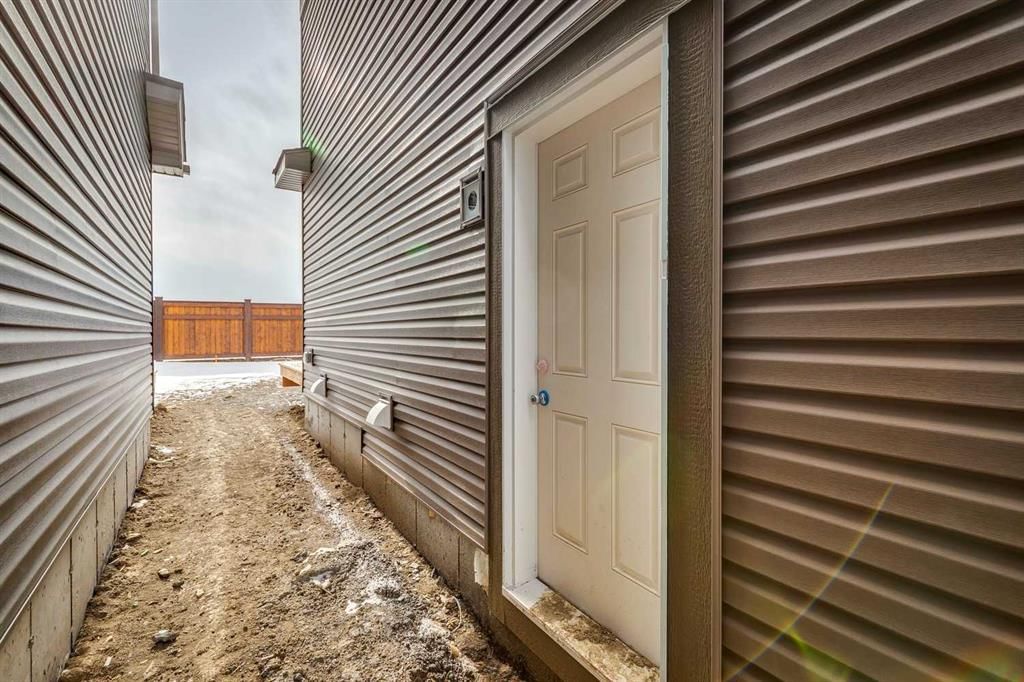 133 Sora Gardens SE, Calgary — photo 2 of 32