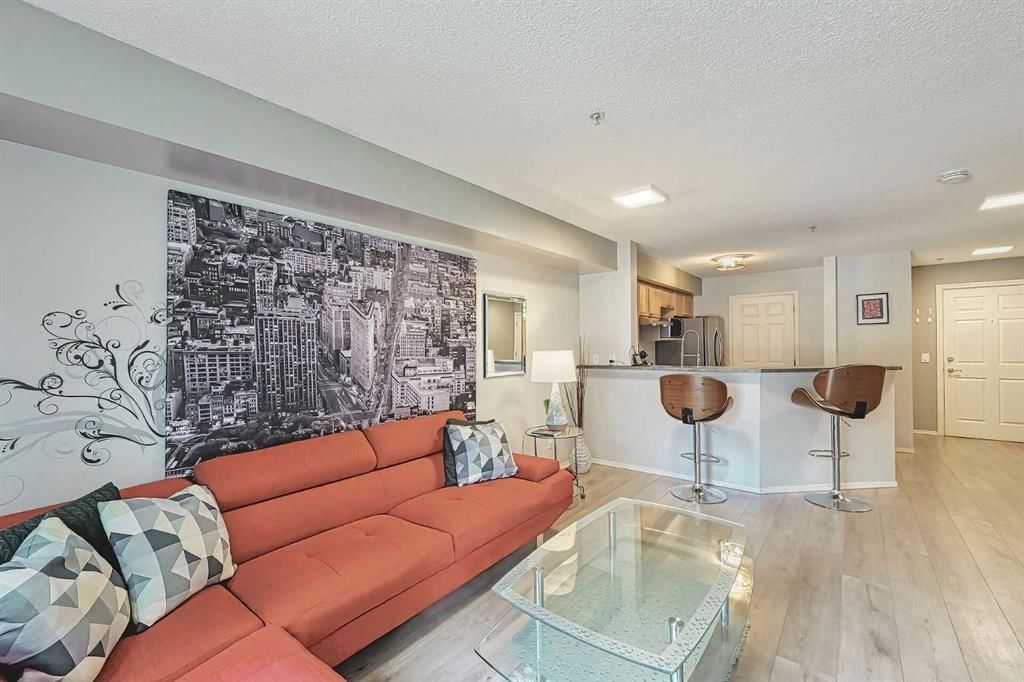2115, 950 Arbour Lake Road NW, Calgary — photo 5 of 37