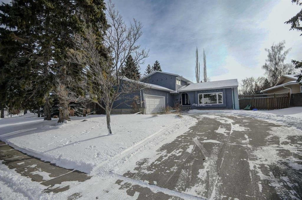 311 Canterbury Place SW, Calgary — photo 2 of 38