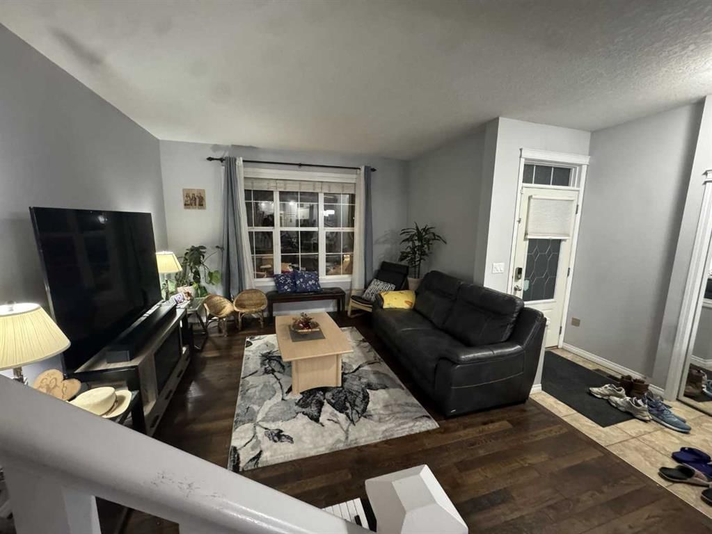 2105 New Brighton Gardens SE, Calgary — photo 5 of 20