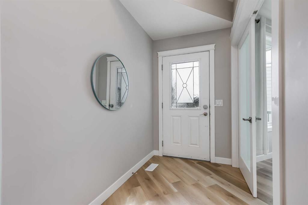 27 Everoak Bay SW, Calgary — photo 2 of 48