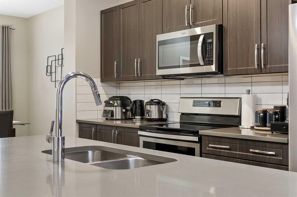 754 Belmont Drive SW, Calgary — photo 2 of 50
