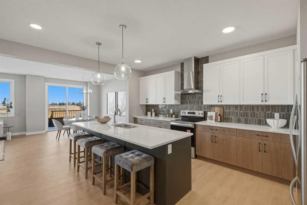 135 Belvedere Crescent SE, Calgary — photo 4 of 44
