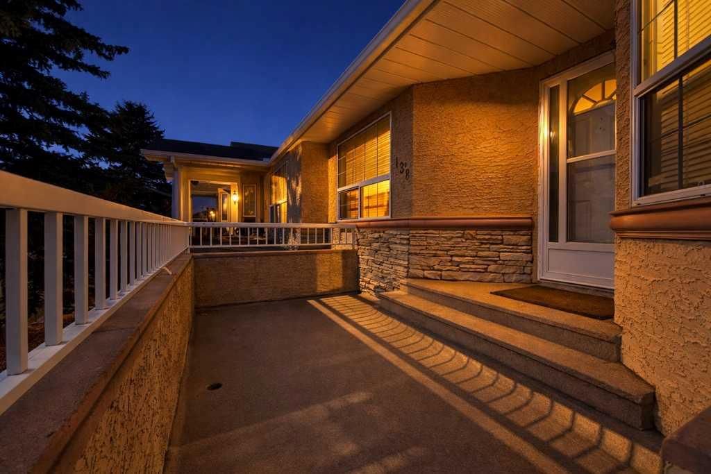 138 Sierra Morena Green SW, Calgary — photo 2 of 29