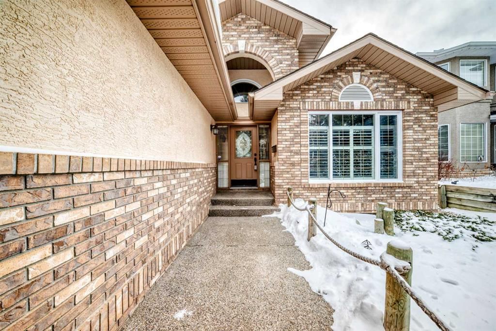 256 Evergreen Court SW, Calgary — photo 2 of 50