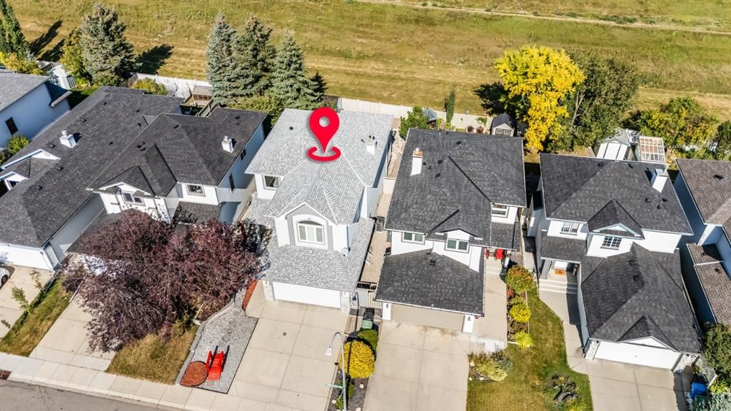 120 Hidden Ranch Crescent NW, Calgary — main listing photo