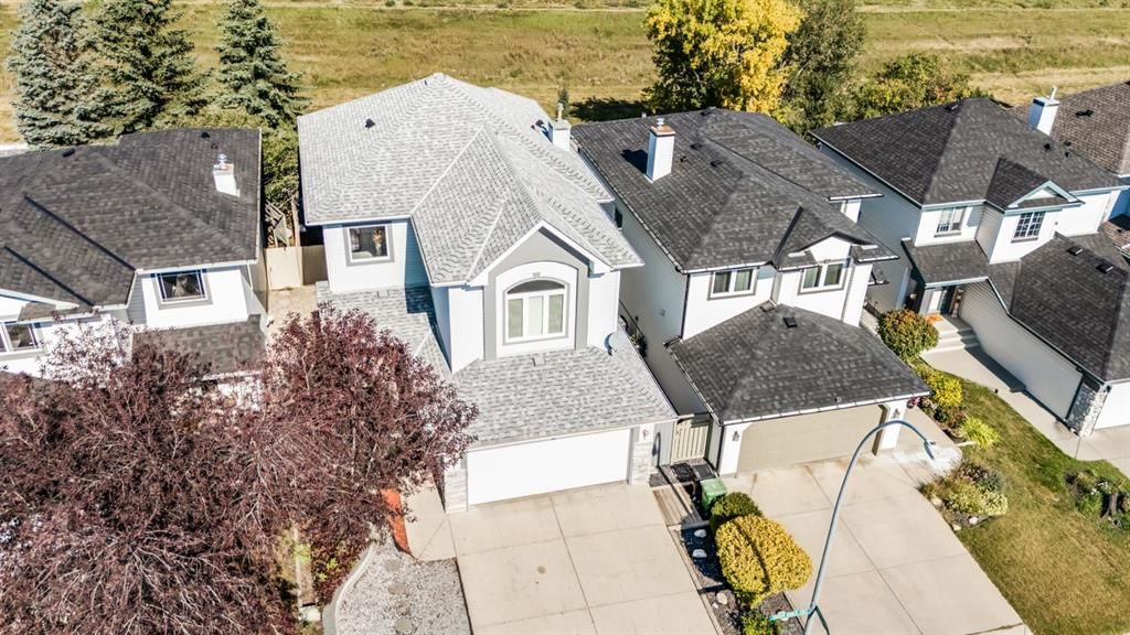 120 Hidden Ranch Crescent NW, Calgary — photo 3 of 47