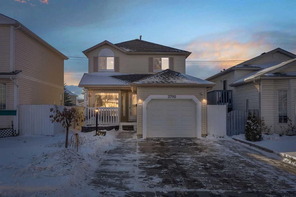 3790 Catalina Boulevard NE, Calgary — main listing photo