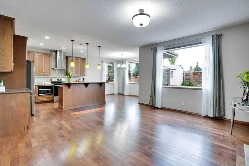 117 Walden Square SE, Calgary — photo 2 of 31