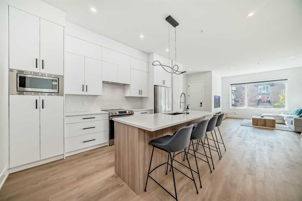 3, 3512 15 Street SW, Calgary — photo 3 of 35