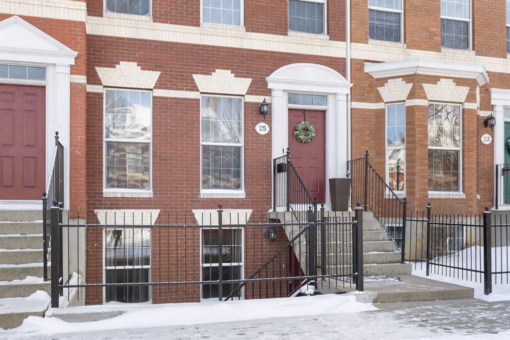 25 Promenade Way SE, Calgary — photo 2 of 42