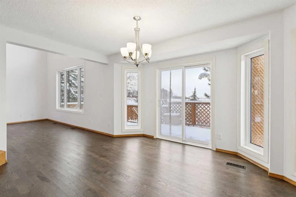 228 Macewan Park View NW, Calgary — photo 5 of 47