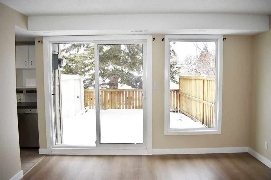 4, 4740 Dalton Drive NW, Calgary — photo 4 of 22