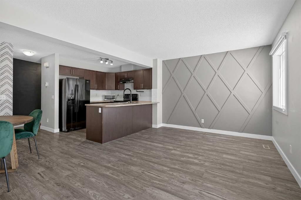 254 Pantego Lane NW, Calgary — photo 5 of 28