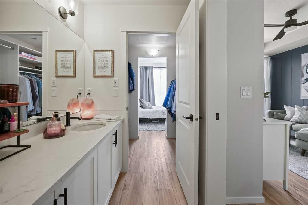 5302, 15 Sage Meadows Landing NW, Calgary — photo 5 of 31