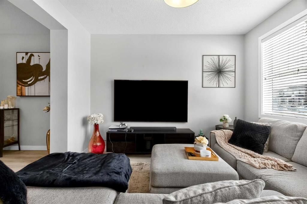 1220 Cornerstone Way NE, Calgary — photo 3 of 35