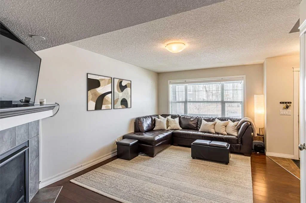 100 Silverado Plains View SW, Calgary — photo 4 of 29