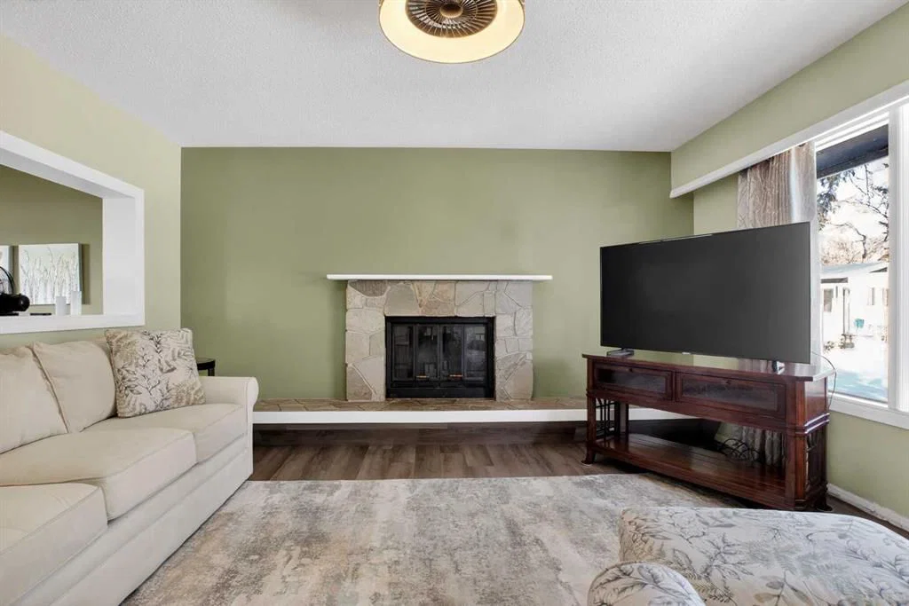 3204 Riel Place SE, Calgary — photo 4 of 32