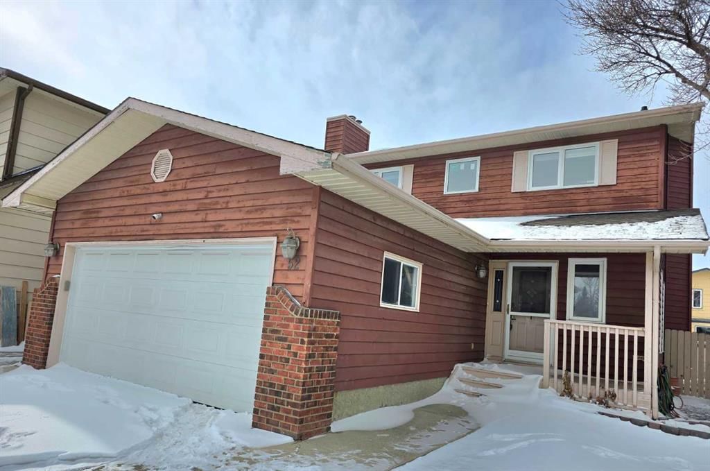 52 Sunvale Mews SE, Calgary — main listing photo