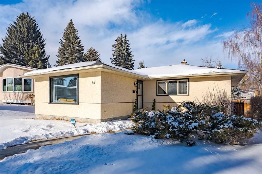 94 Brantford Crescent NW, Calgary — main listing photo