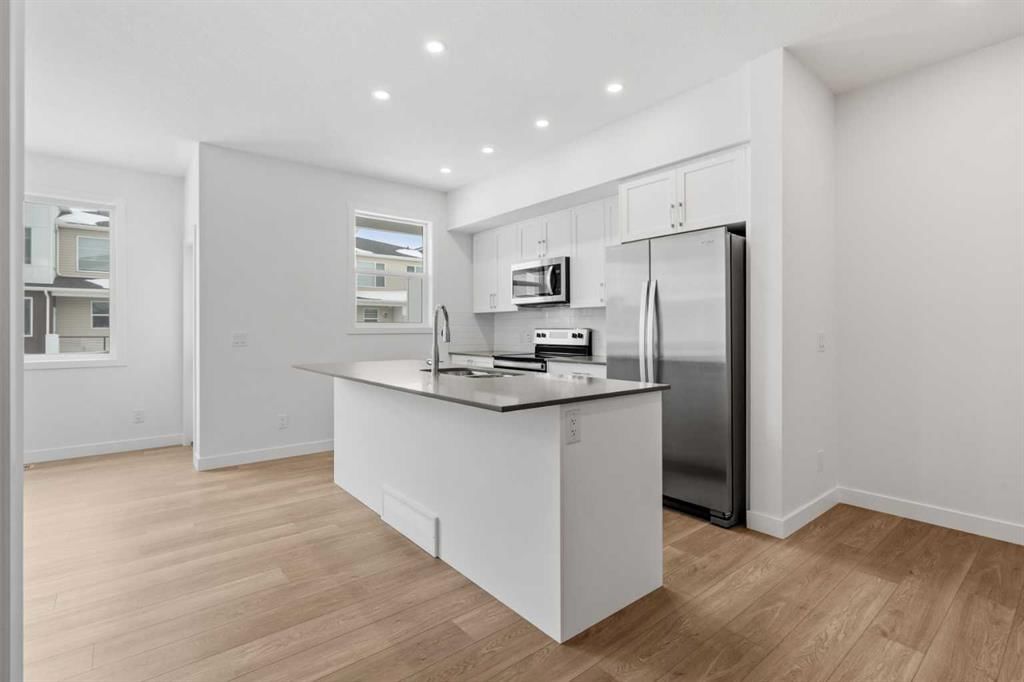 303, 65 Belvedere Point SE, Calgary — photo 2 of 29