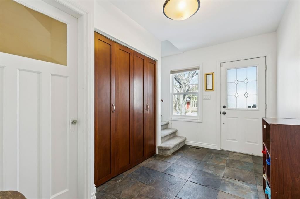 817 18 Avenue NW, Calgary — photo 3 of 49