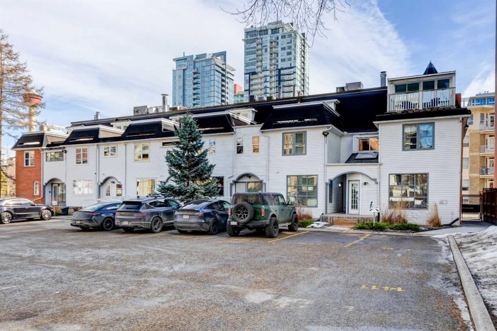 1411 2 Street SW, Calgary — photo 3 of 28