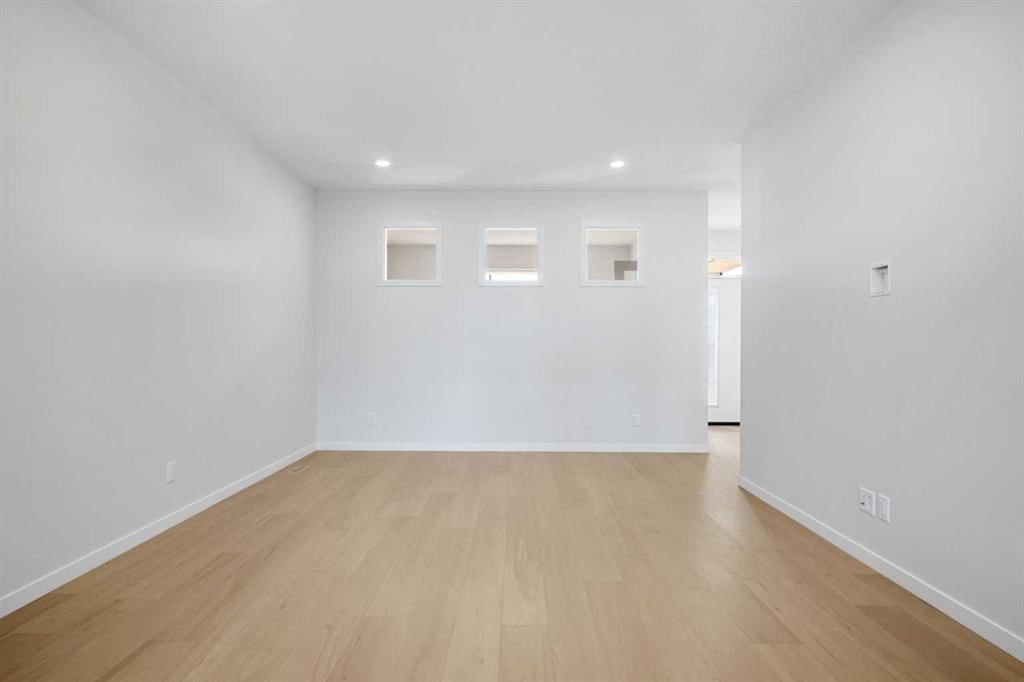 118 Wolf Hollow Terrace SE, Calgary — photo 4 of 50