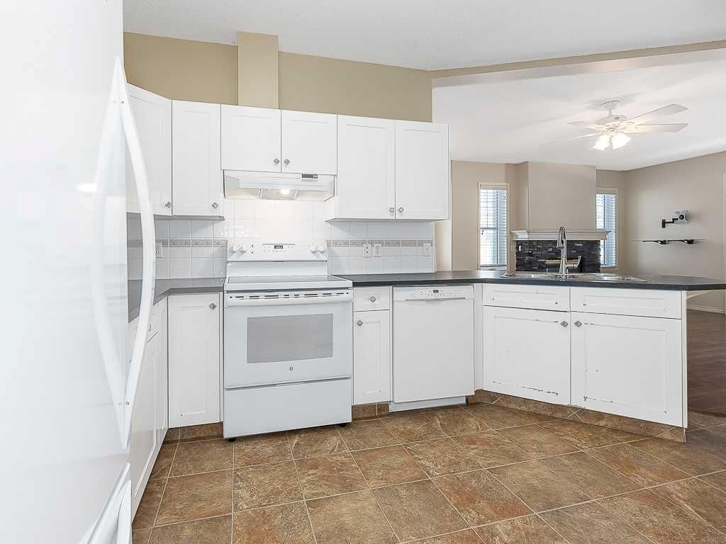 601, 39 Hidden Creek Place NW, Calgary — photo 4 of 21