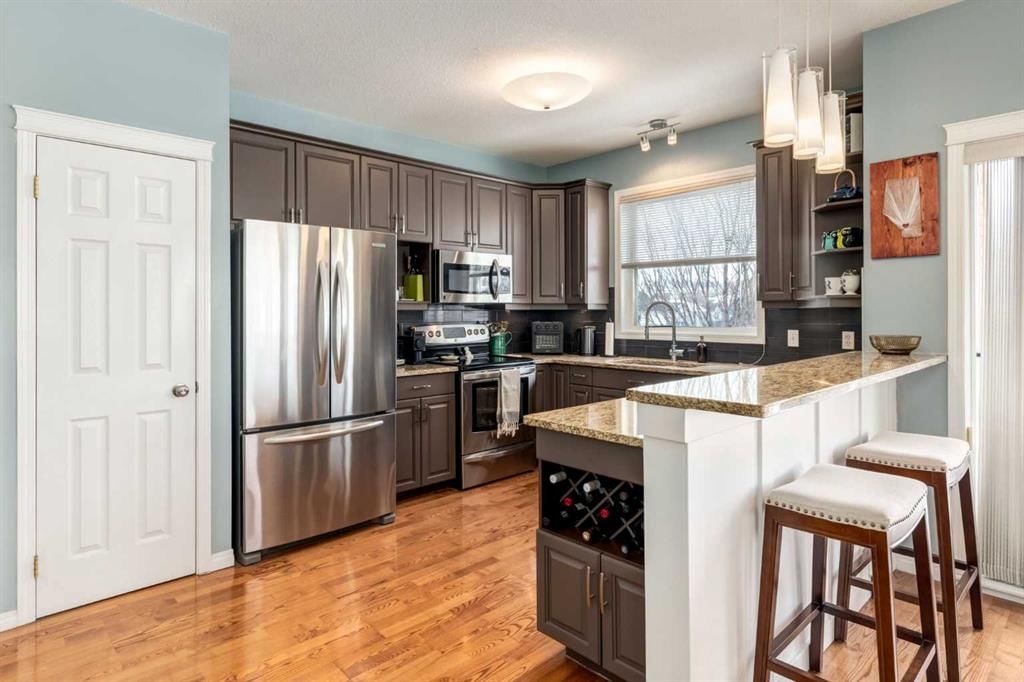 310, 2134 Kensington Road NW, Calgary — photo 3 of 37