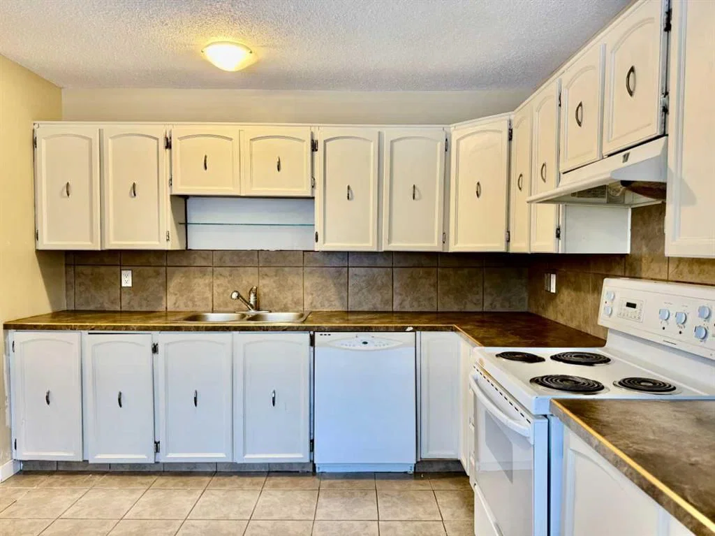439 Ranchview Court NW, Calgary — photo 4 of 22