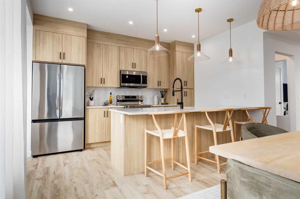 132 Heartwood Lane SE, Calgary — main listing photo