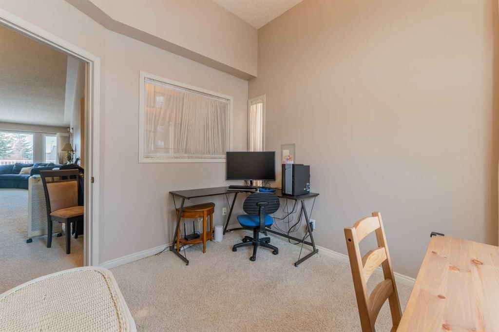 159 Sierra Morena Terrace SW, Calgary — photo 5 of 44