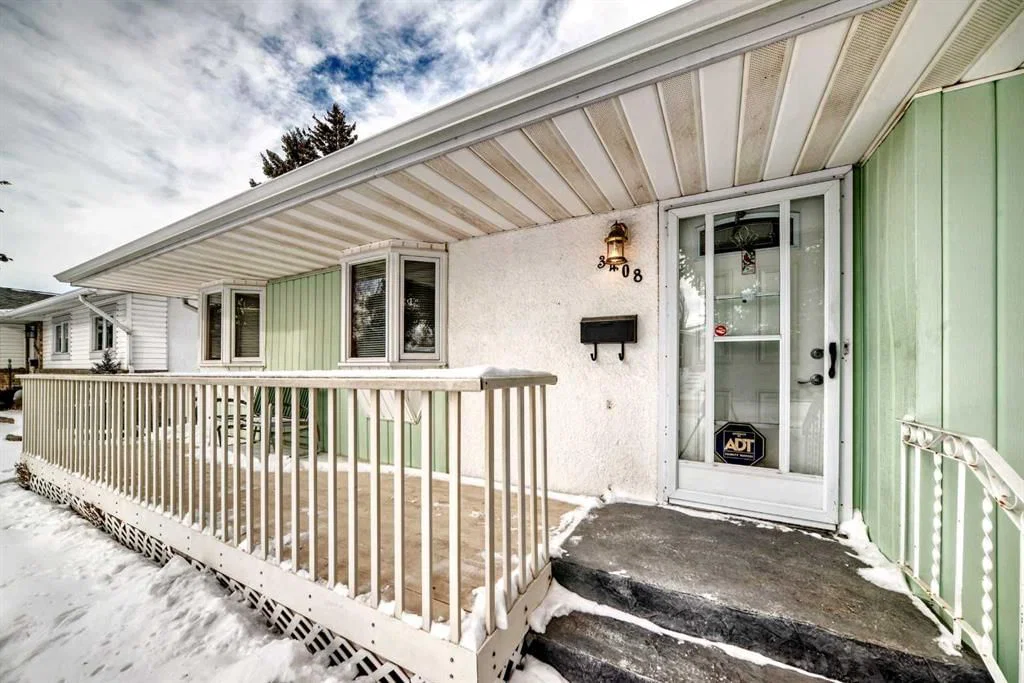3408 Boulton Road NW, Calgary — photo 3 of 27