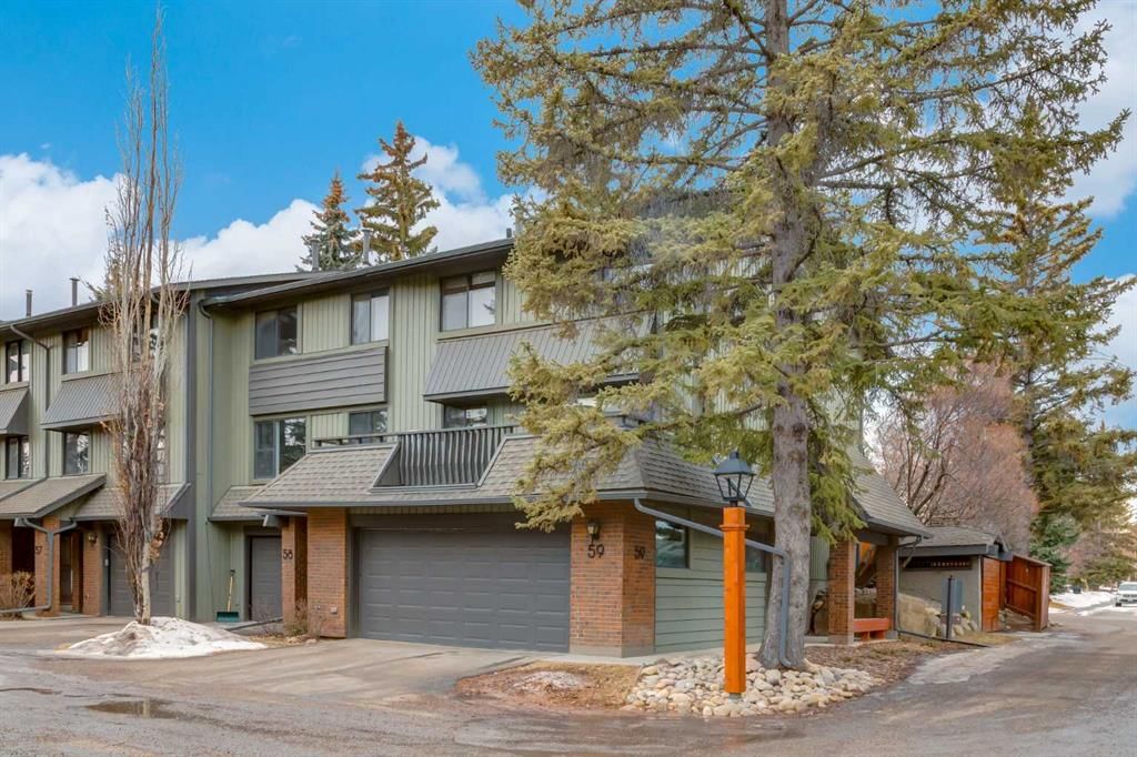 59, 10030 Oakmoor Way SW, Calgary — photo 2 of 46