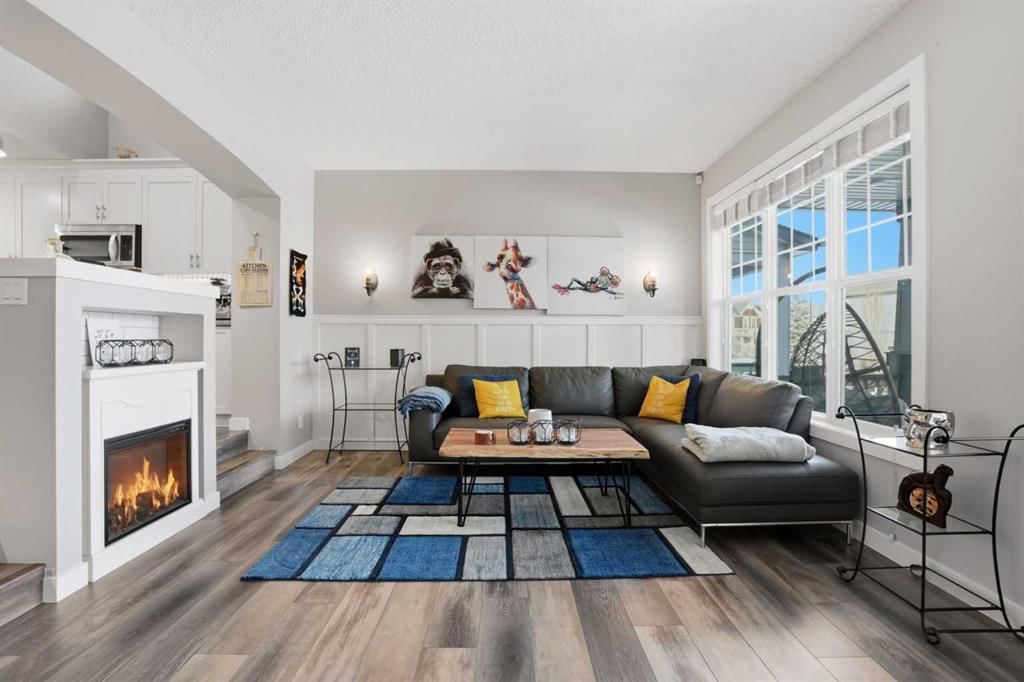 1142 New Brighton Park, Calgary — photo 3 of 21