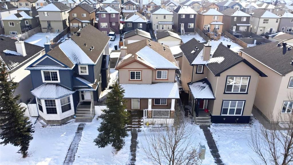 252 Saddlecrest Boulevard NE, Calgary — photo 2 of 21