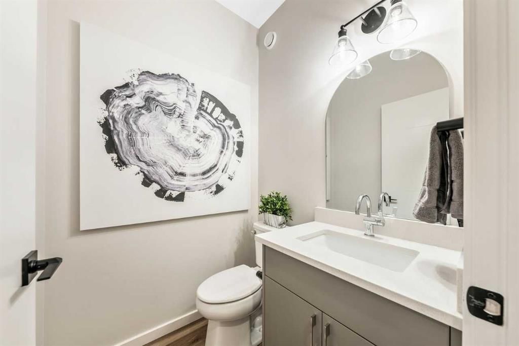 154 Osprey Hill Way SW, Calgary — photo 3 of 31