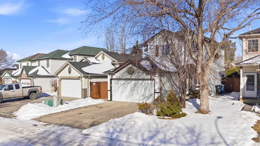 84 Mt Apex Green SE, Calgary — photo 2 of 45