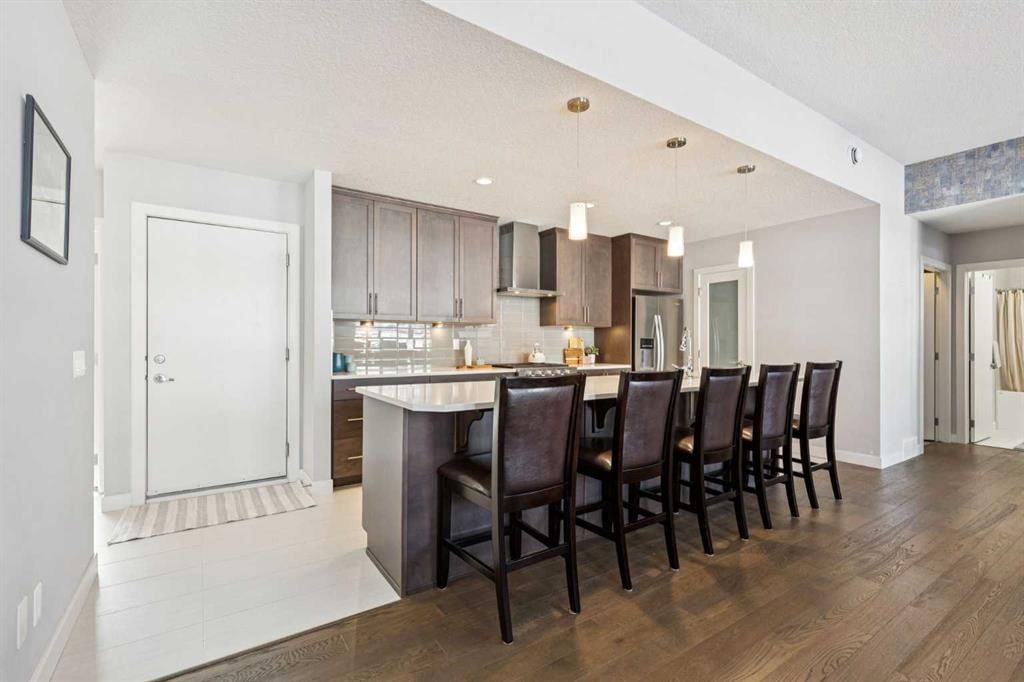 196 Silverado Plains Park SW, Calgary — photo 5 of 23