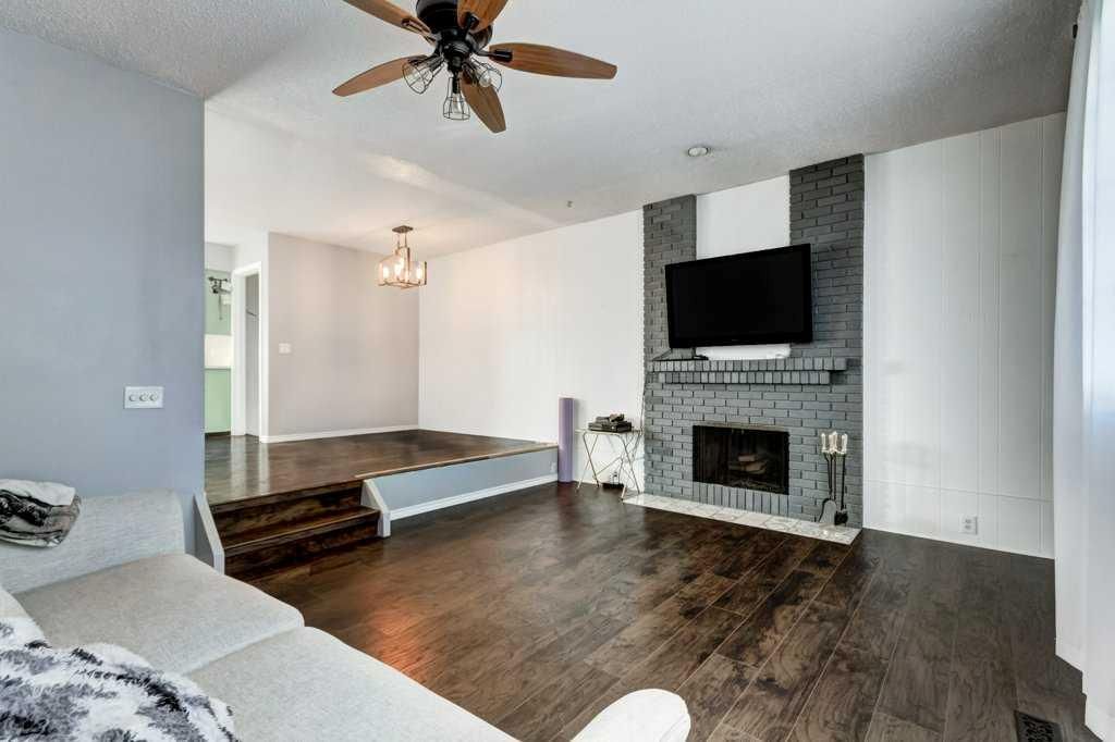 35 Penworth Place SE, Calgary — photo 4 of 30