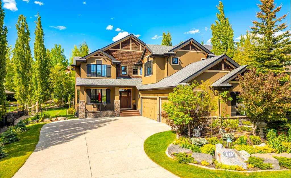 10 Spring Valley Place SW, Calgary — photo 2 of 50