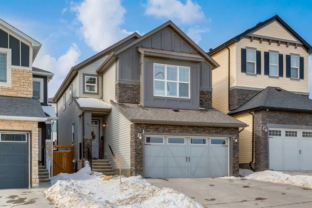 45 Nolanhurst Common NW, Calgary — main listing photo