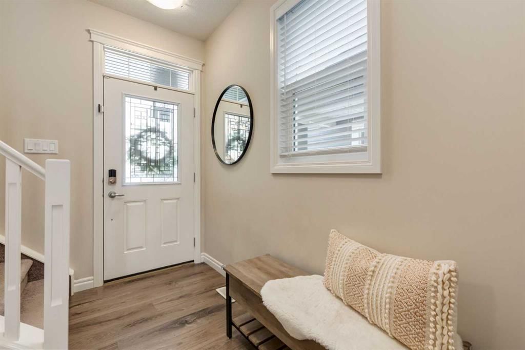 45 Nolanhurst Common NW, Calgary — photo 3 of 41