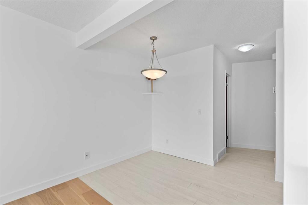 85 Panatella Villas NW, Calgary — photo 5 of 30