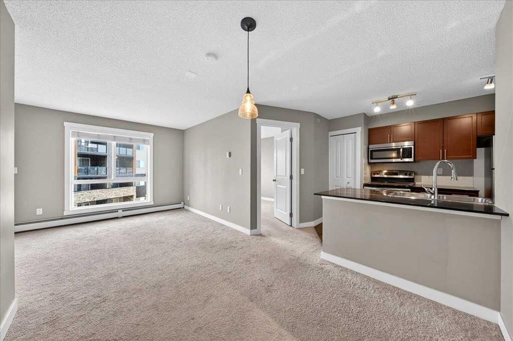 514, 20 Kincora Glen Park NW, Calgary — photo 4 of 33
