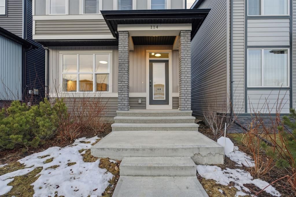 114 Wolf Creek Rise SE, Calgary — photo 4 of 41